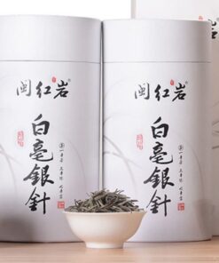 65g(0.143LB) Chinesischer Kräutertee Silbernadeln Weißer Tee Bio Premium Loser Tee Neuer Dufttee Grüner Tee Gesundheitspflege Blumentee Erstklassiges gesundes grünes Lebensmittel