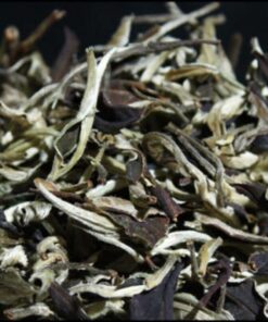 Pu'er Puerh Loser Tee 100g Yunnan Jing Gu Rohes Puer-Mondlicht Weiße Knospen