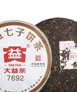 357g Reifer Puer-Tee-Kuchen gekochter natürlicher Pu-erh-Tee-grüner Lebensmittel-Yunnan-Dayi-Tee
