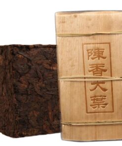 Bambusschale altes PU und Teeziegel Yunnan alter Baum großes Blatt 1000GPU-beim Teetrinken