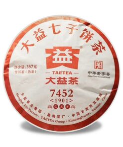 Chinesischer Tee 7452 Chi Tse Beeng 1901 Shu Puer Tee 2019 TAETEA Reifer Puerh 357g