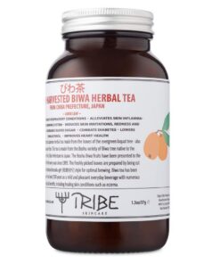 Tribe Skincare Wilder geernteter Biwa-Kräutertee aus der Präfektur Chiba Japan.