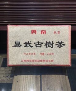 250g Yiwu Ancient Tree Tee Ziegel Yunnan Pu'er Tee Gekochter Tee Ziegeltee