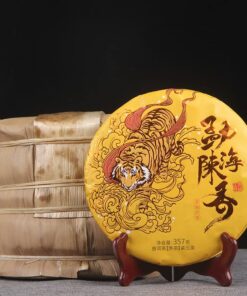 HELLOYOUNG Golden Bud Shu Puerh Tee 2017 Menghai Duft der Zeit Reifer Puer Tee 357g