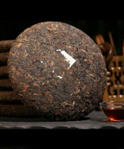 HELLOYOUNG 2499g 7 Kuchen Schwarzer Tee Chinesischer Yunnan Ruyi Pu'er Teekuchen Reiner Reifer PuErh-Geschmacksgetränk Gekochter Tee Fermentierter PU'er Tee Intensiv Reiner Teegeschmack