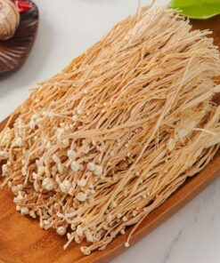 Dried Enokitake Enoki Mushroom Chinese Flammulina Velutipes Original Chinese Herbal Tea Free from Additives Easy to Store and Brew Suitable for Cooking Dried Vegetables (50g)
