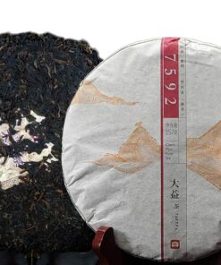7592 Puerh-Kuchen Alter Baum Reifer Puer-Tee Authentisch TAETEA Pu'er 357g