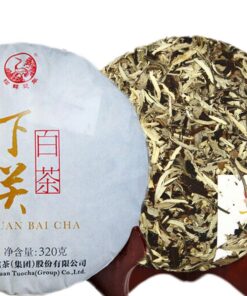 320g / Kasten XIA GUAN BAI CHA DaliWeißer Teekuchen 2018 Tee Jinggu Moonlight Pu'er