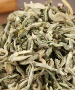Premium Yunnan Pre-Chingming Single Bud Xuelong Tee (Nr. 2), Yunnan Grüner loser Tee 500g / 17,63oz