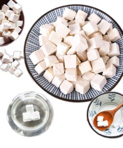 HELLOYOUNG Yunnan Poria Kräutertee in Stücken Poria Kräutertee Blütenkräutertee Chinesisches Getränk Nährender Grüntee Beruhigender Und Entspannender Früchtetee (250g)
