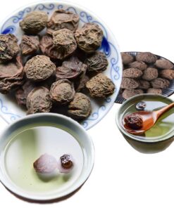 Wilder dunkler Pflaumen-Nahrungsmittelsnack Getrocknete Pflaumen Saure Pflaumensuppe der Spitzenklasse steigert den Appetit (100g)